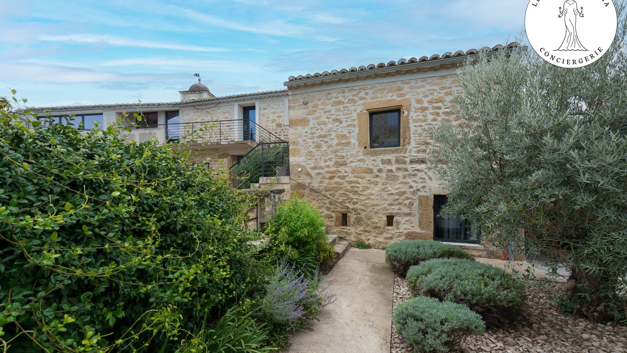 Photo of Outdoor in Colonzelle