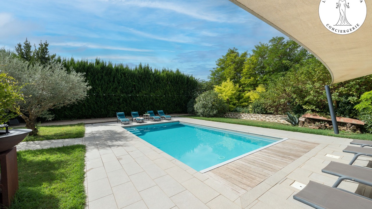 Photo of Outdoor in Colonzelle