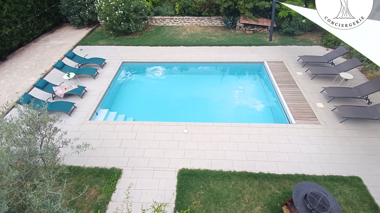 Photo of Outdoor in Colonzelle