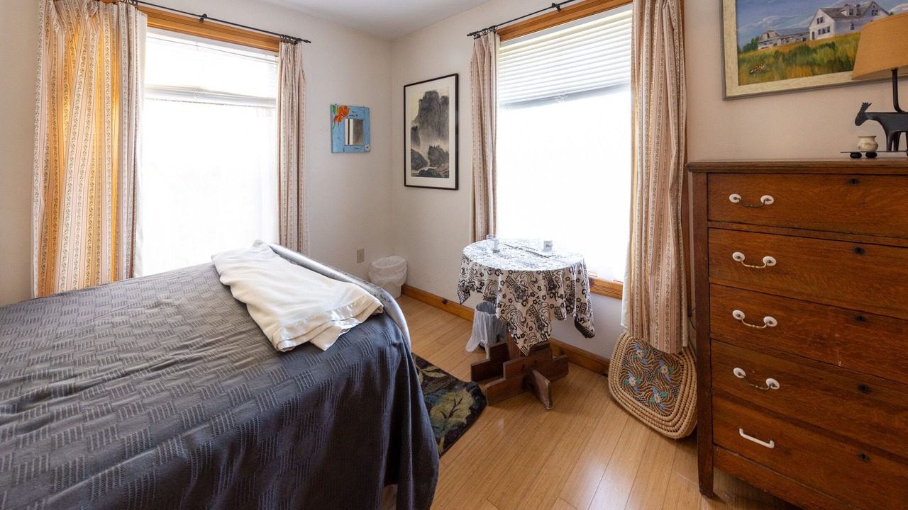 Photo of Bedroom in Lower Montague