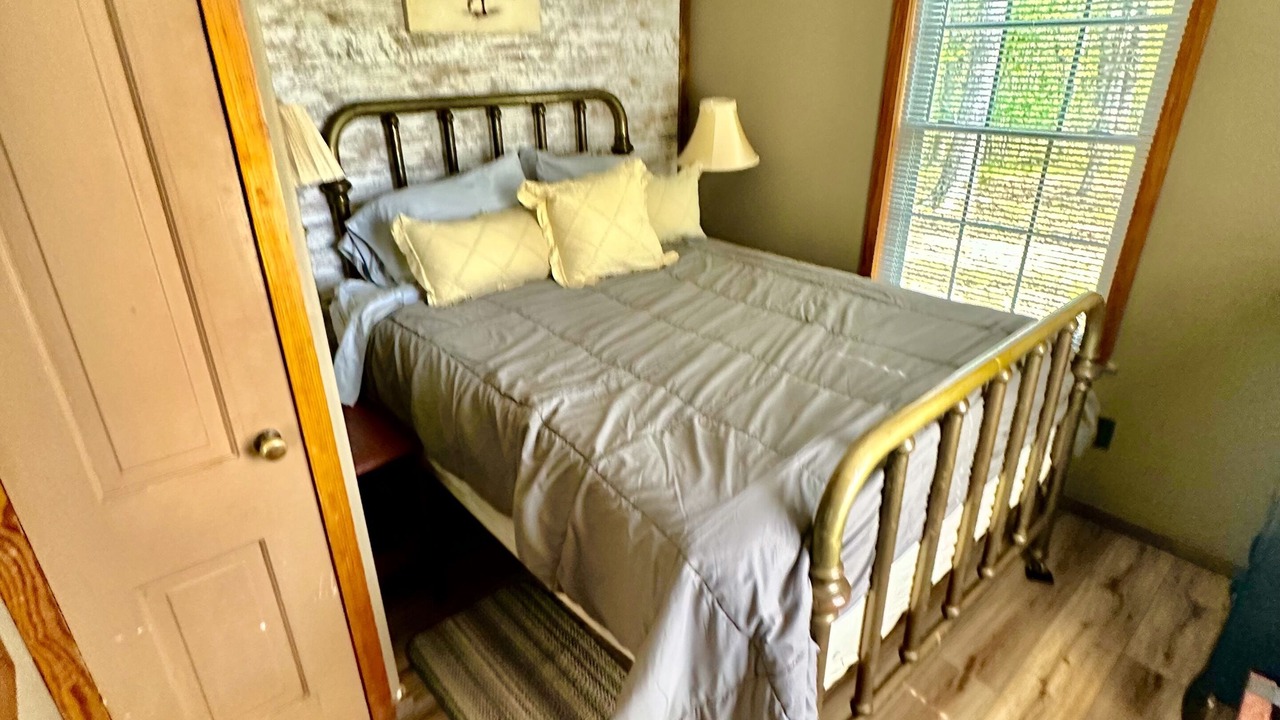 Photo of Bedroom in Dixon