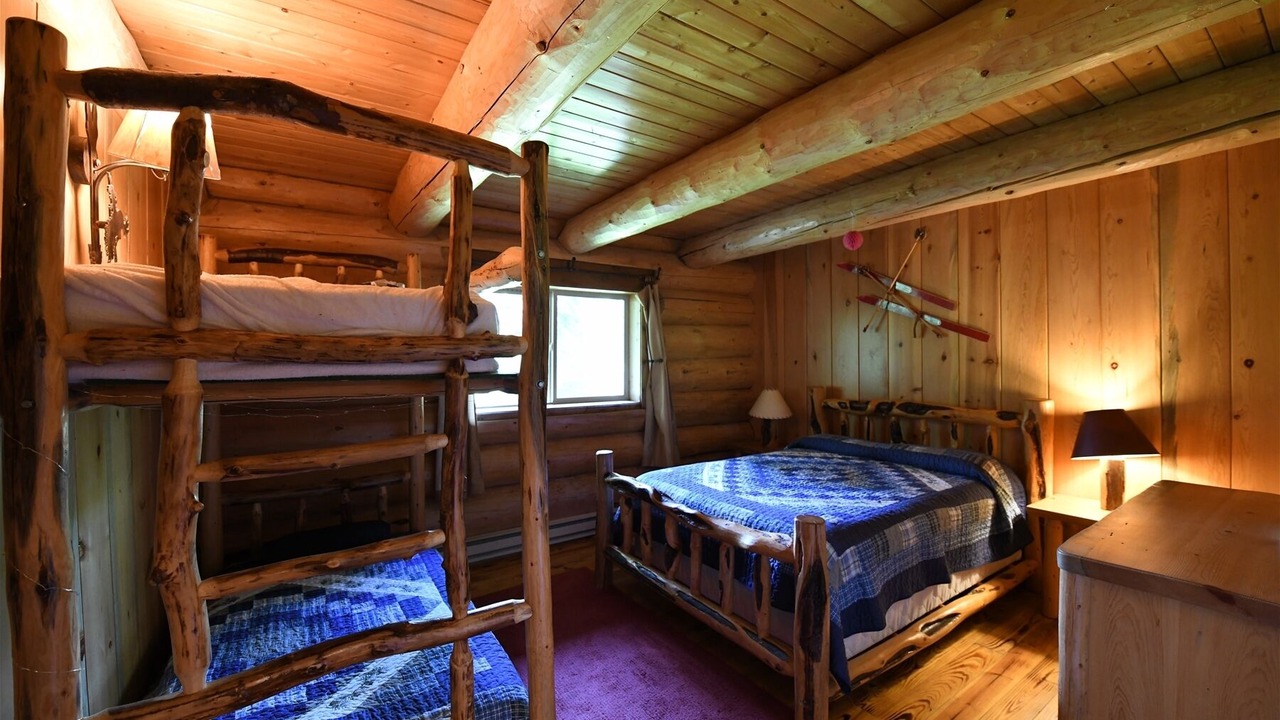 Photo of Bedroom in Winthrop