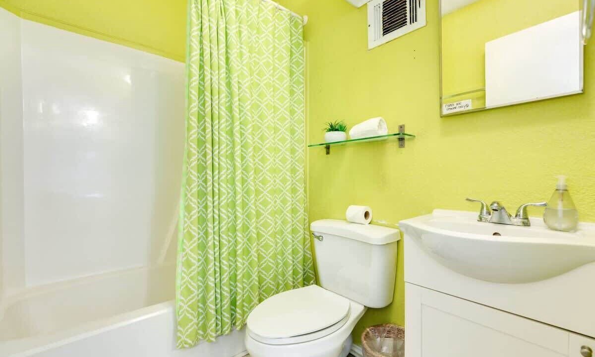 Photo of Bathroom in Surfside Beach