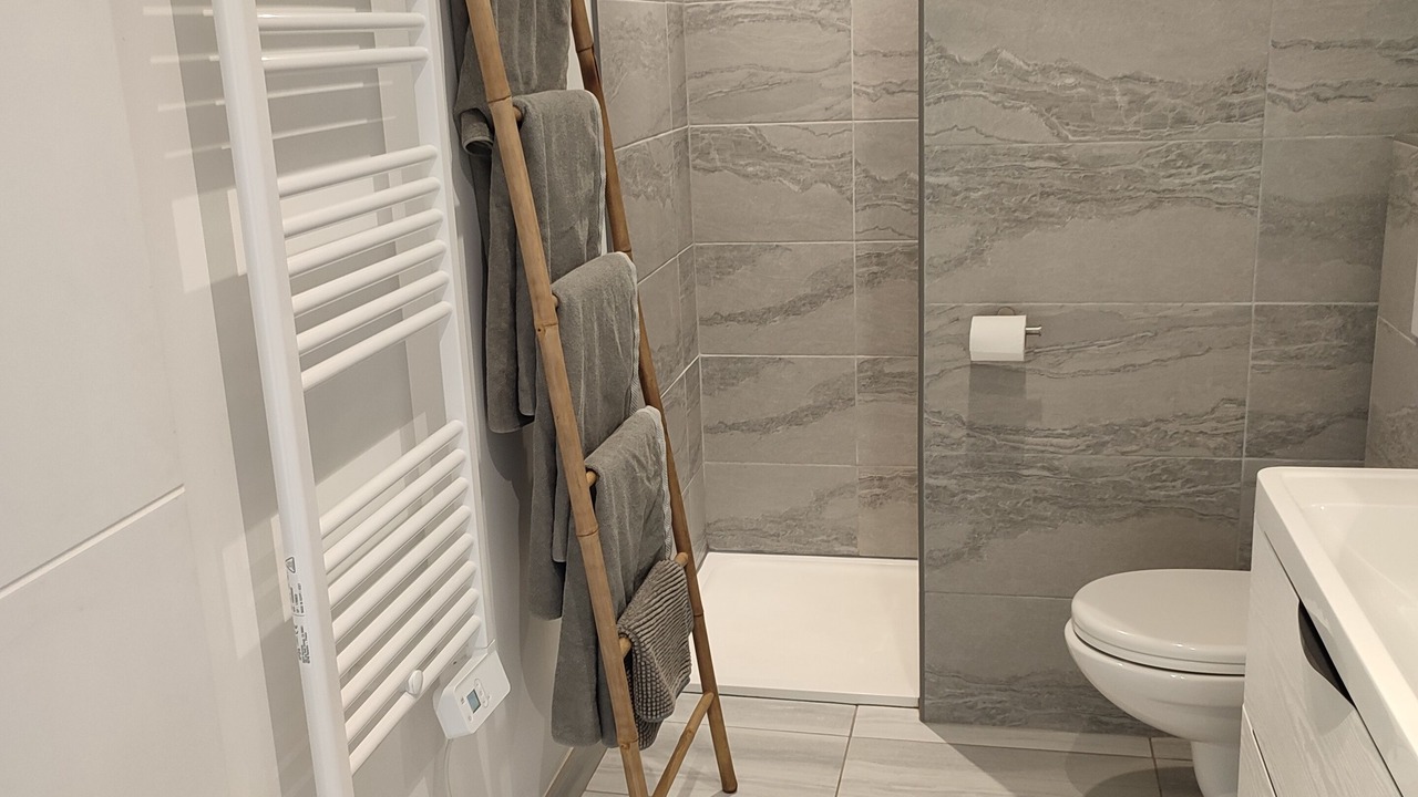 Photo of Bathroom in Saint Pierre de Feric