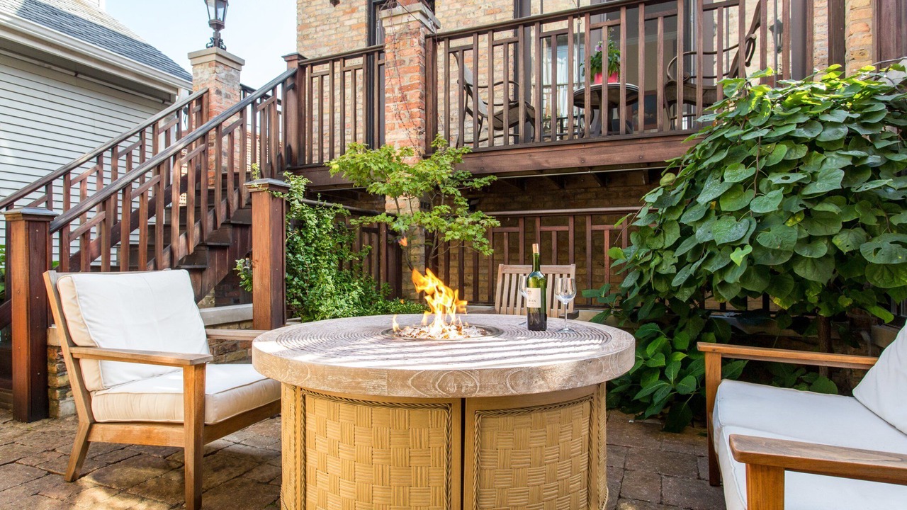 Photo of Others in Lakeview