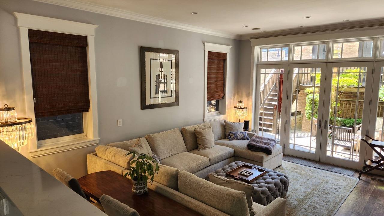 Photo of Livingroom in Lakeview