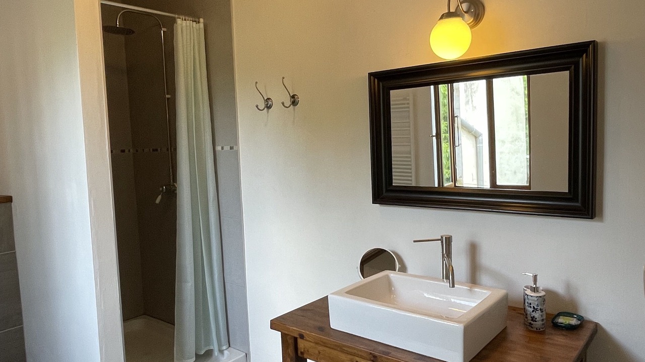 Photo of Bathroom in Barjac