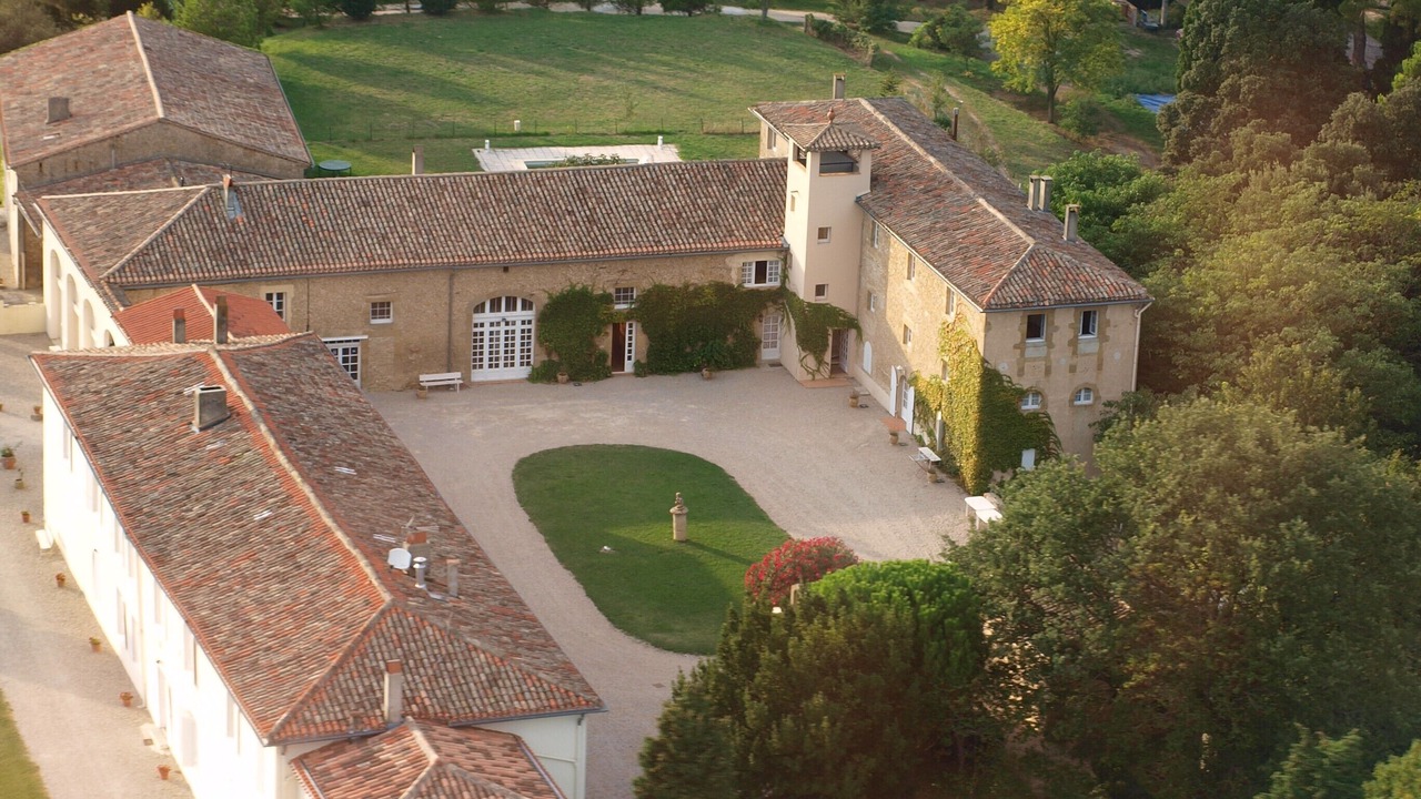 Photo of Outdoor in Airoux