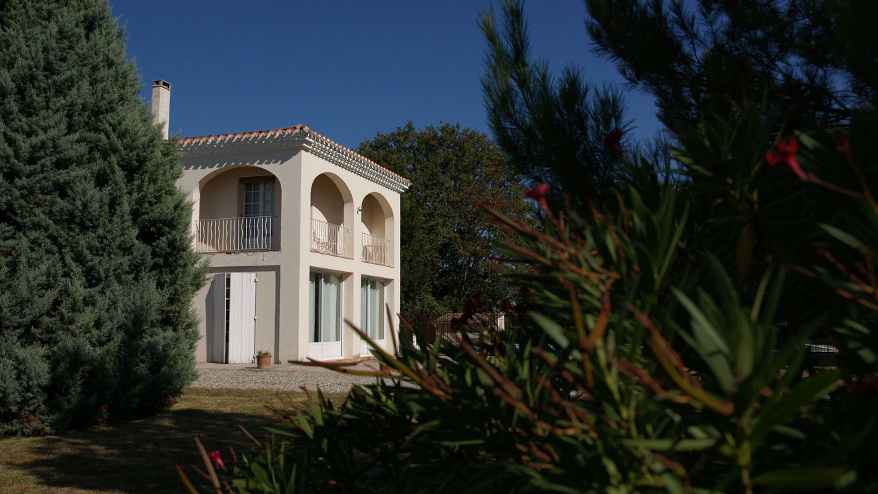 Photo of Outdoor in Airoux