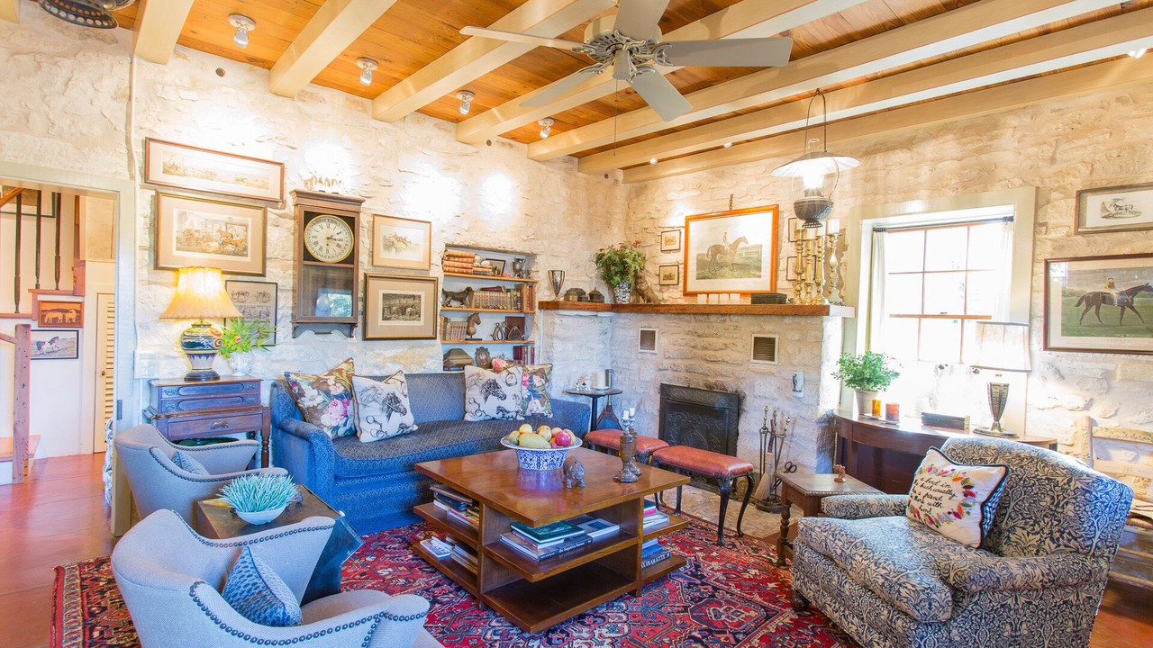 Photo of Livingroom in Bulverde