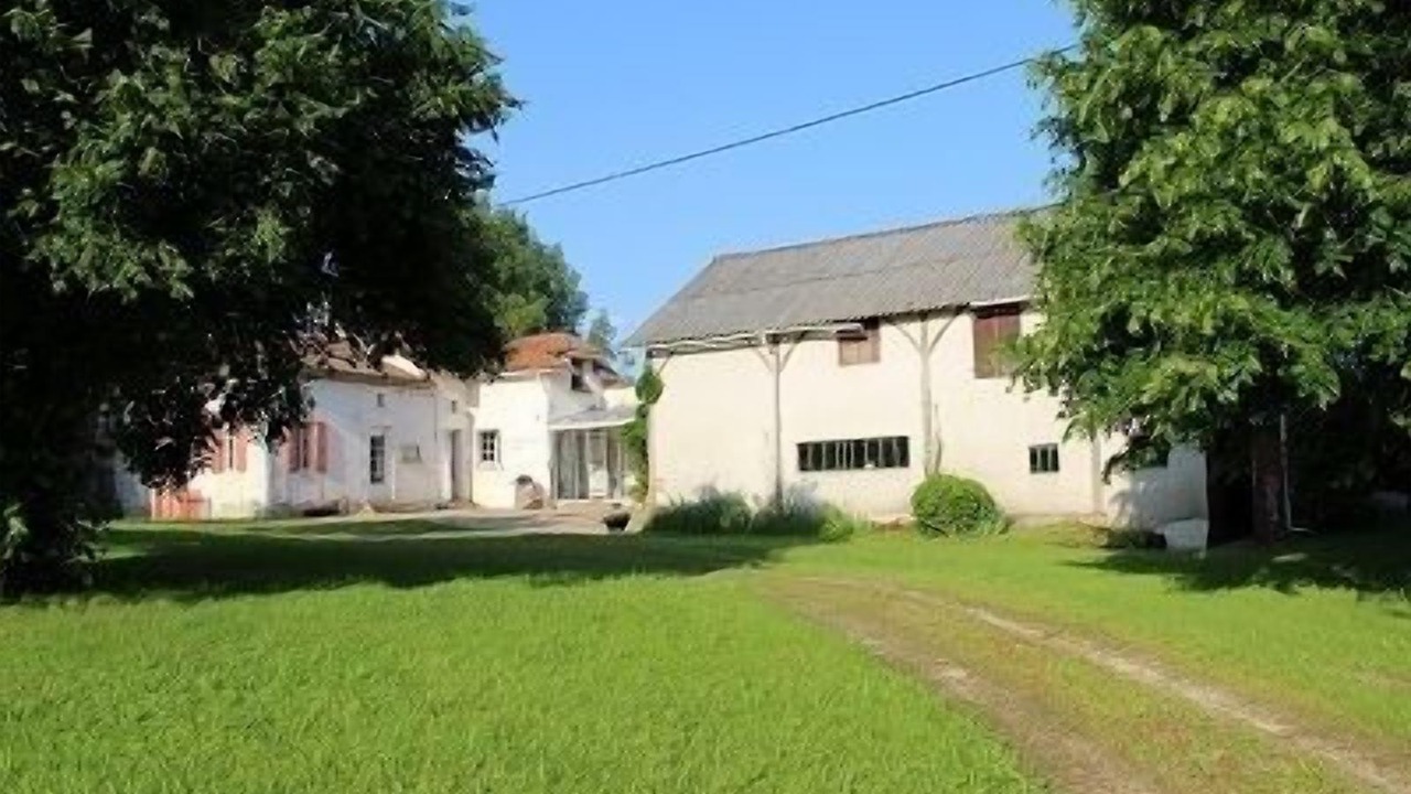 Photo of Outdoor in Saint-Martin-de-Fressengeas