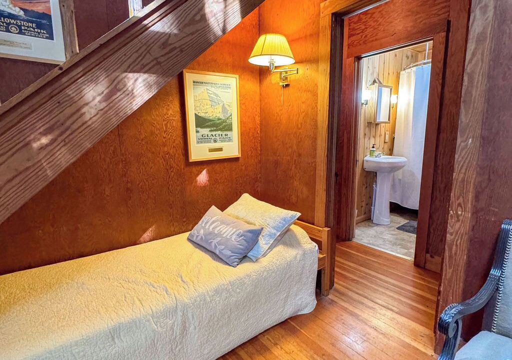 Photo of Bedroom in Blue Mountain Lake