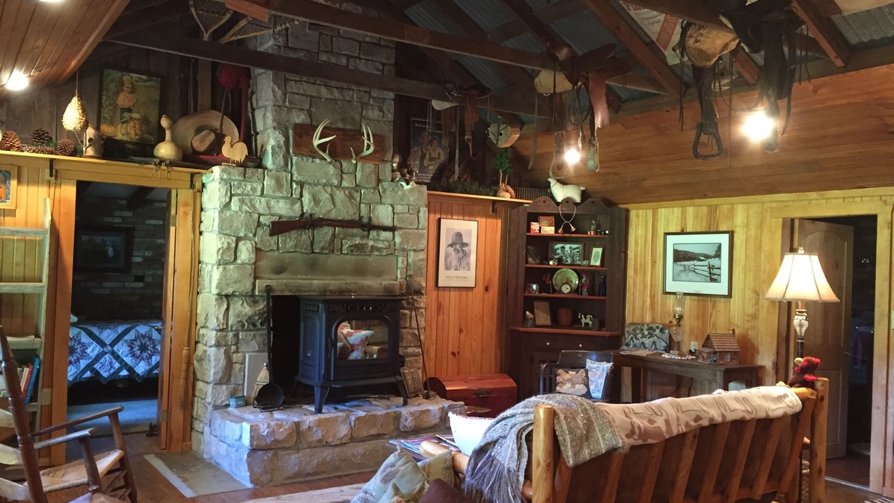 Photo of Bedroom in Forsyth