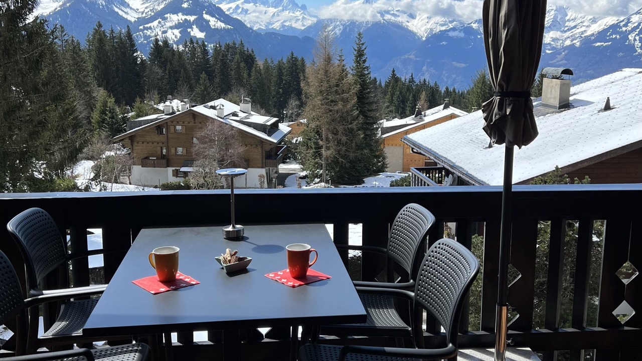 Photo of Patio Balcony in Villars-sur-Ollon