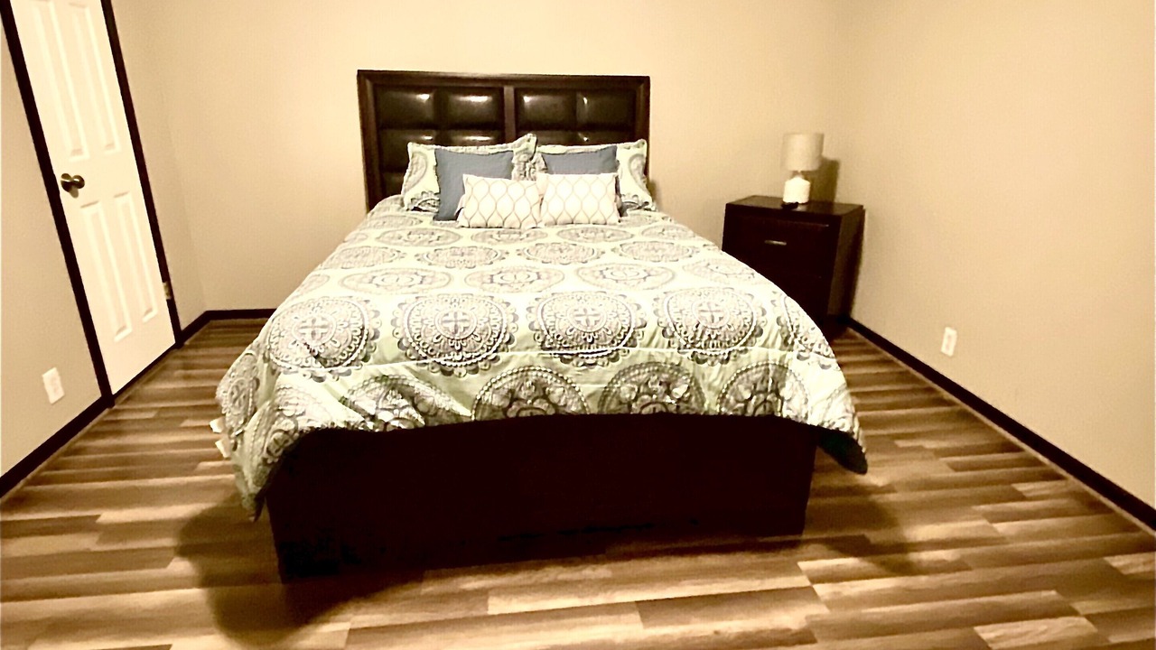 Photo of Bedroom in Sunshine