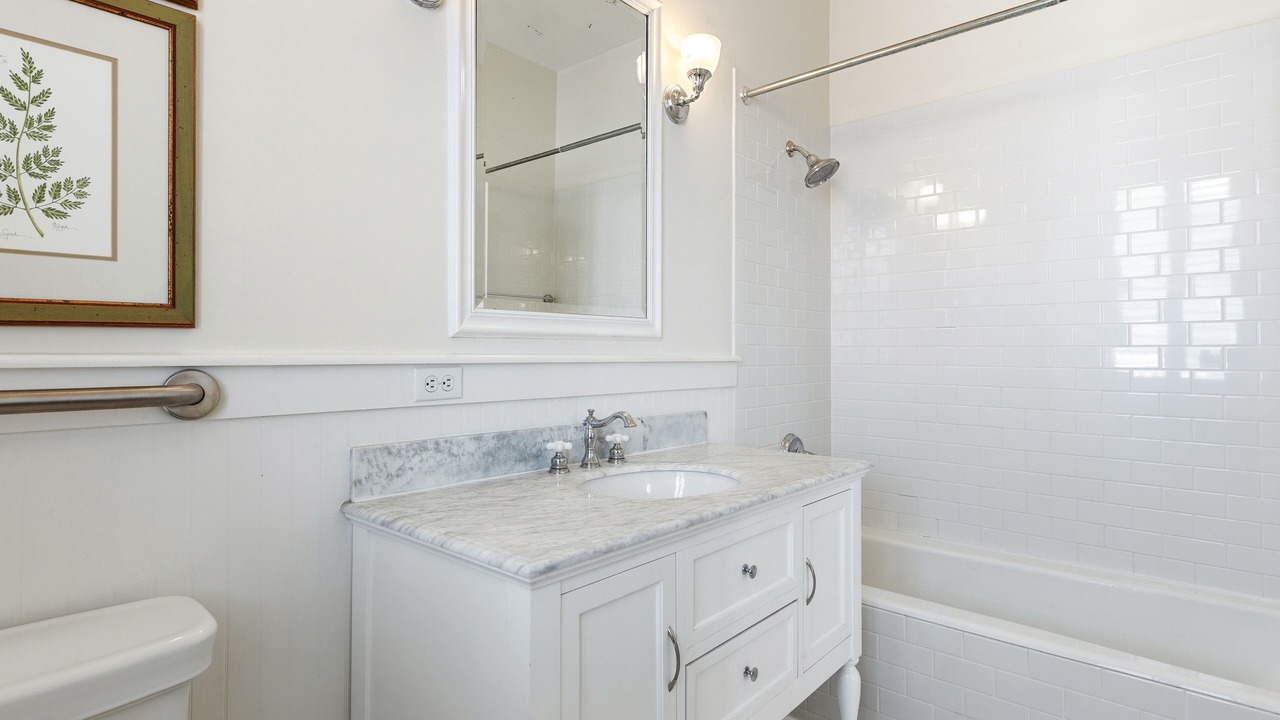 Photo of Bathroom in Seaside