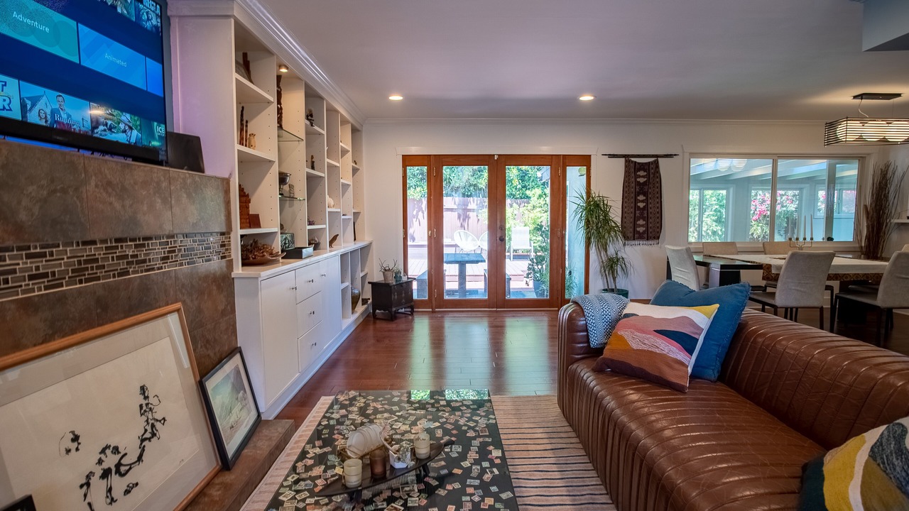Photo of Livingroom in Del Rey