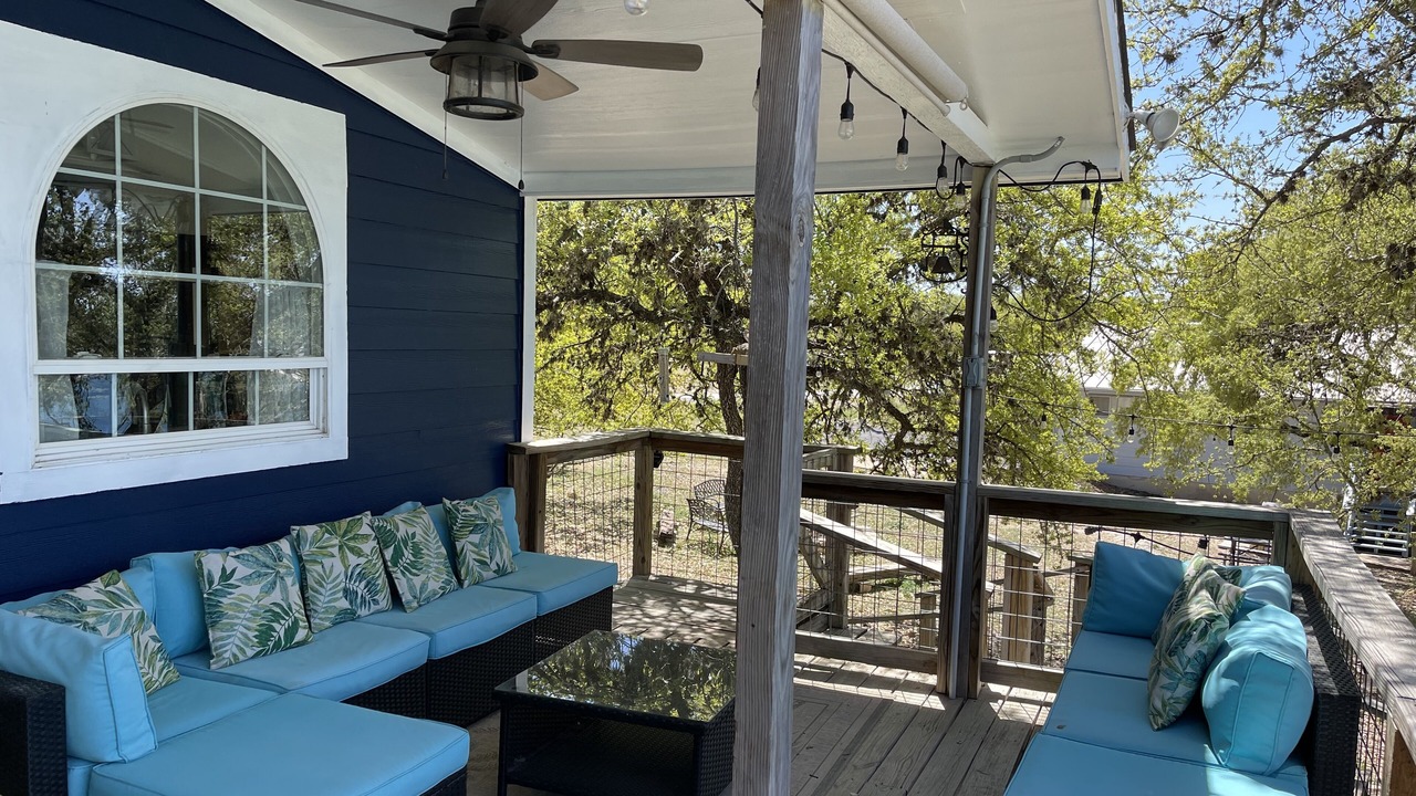 Photo of Patio Balcony in Canyon Lake