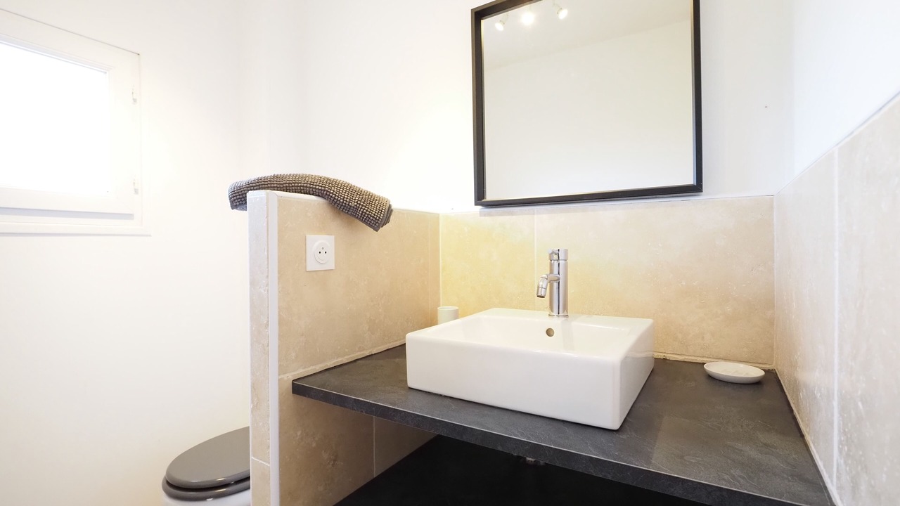 Photo of Bathroom in Montagnac-Montpezat