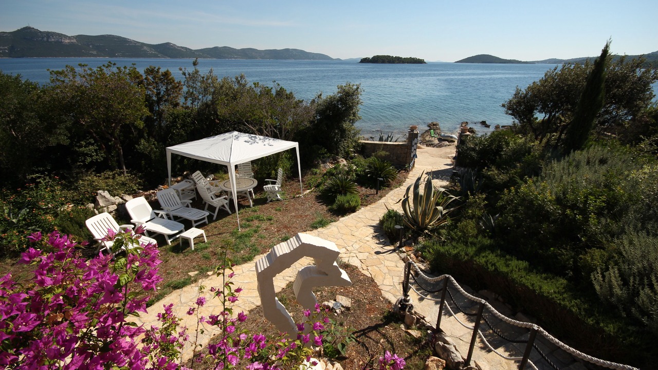 Photo of Outdoor in Veli Iz