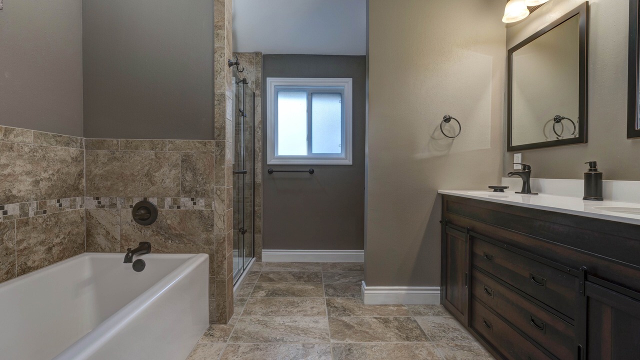 Photo of Bathroom in Kimberling City