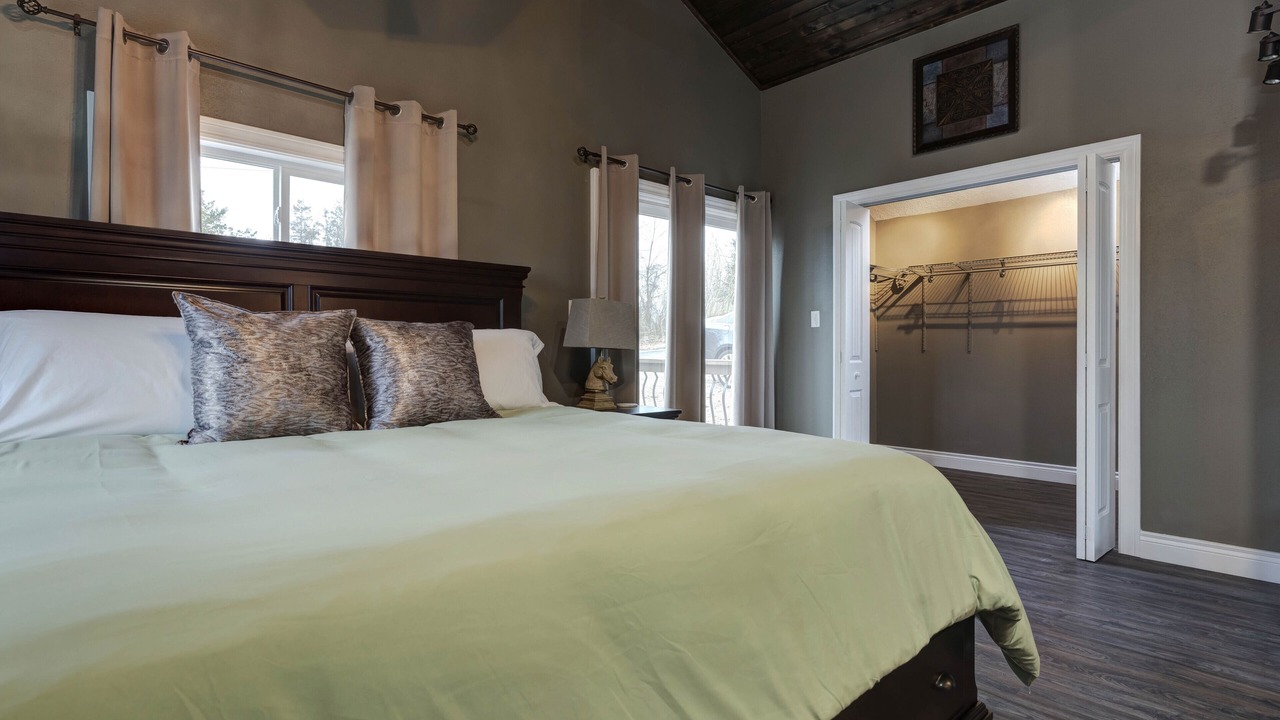 Photo of Bedroom in Kimberling City