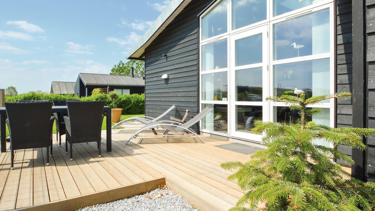 Photo of Outdoor in Flovt Strand
