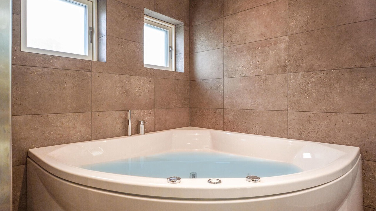 Photo of Bathroom in Flovt Strand