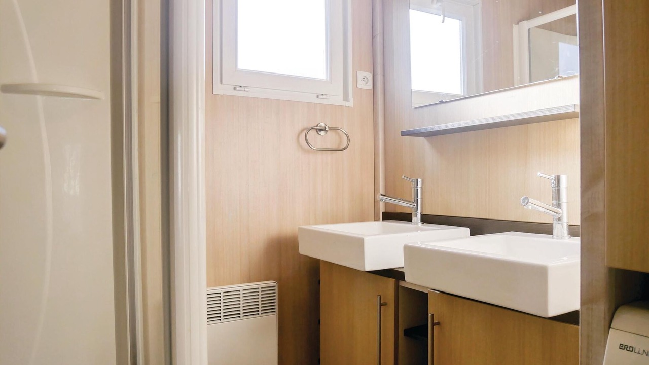 Photo of Bathroom in Grandcamp-Maisy