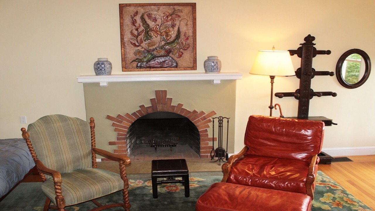 Photo of Livingroom in Ashbury Heights