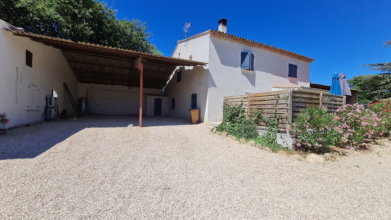 Photo of Outdoor in Puyvert