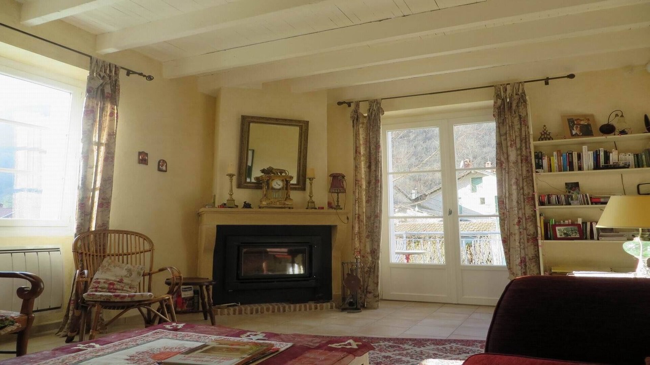 Photo of Livingroom in Chaley