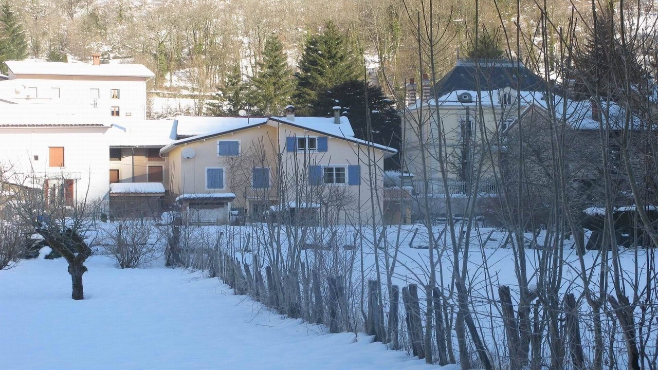 Photo of Outdoor in Chaley