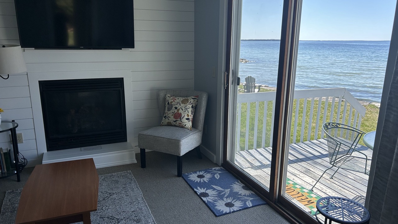 Photo of Livingroom in Sturgeon Bay