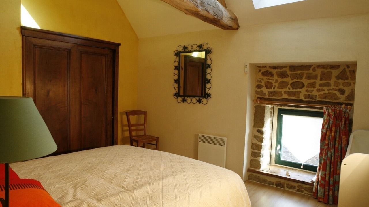 Photo of Bedroom in Saint-Germain-en-Cogles