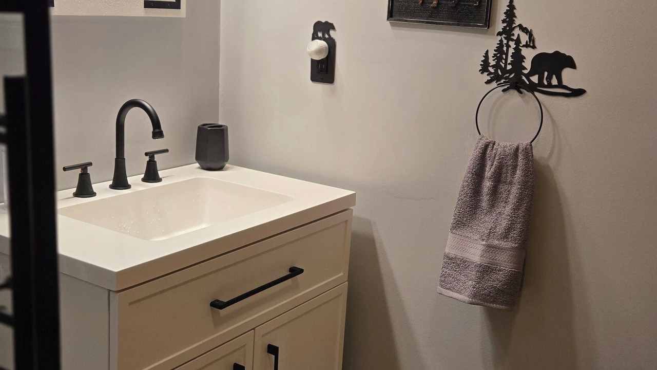 Photo of Bathroom in South Boardman