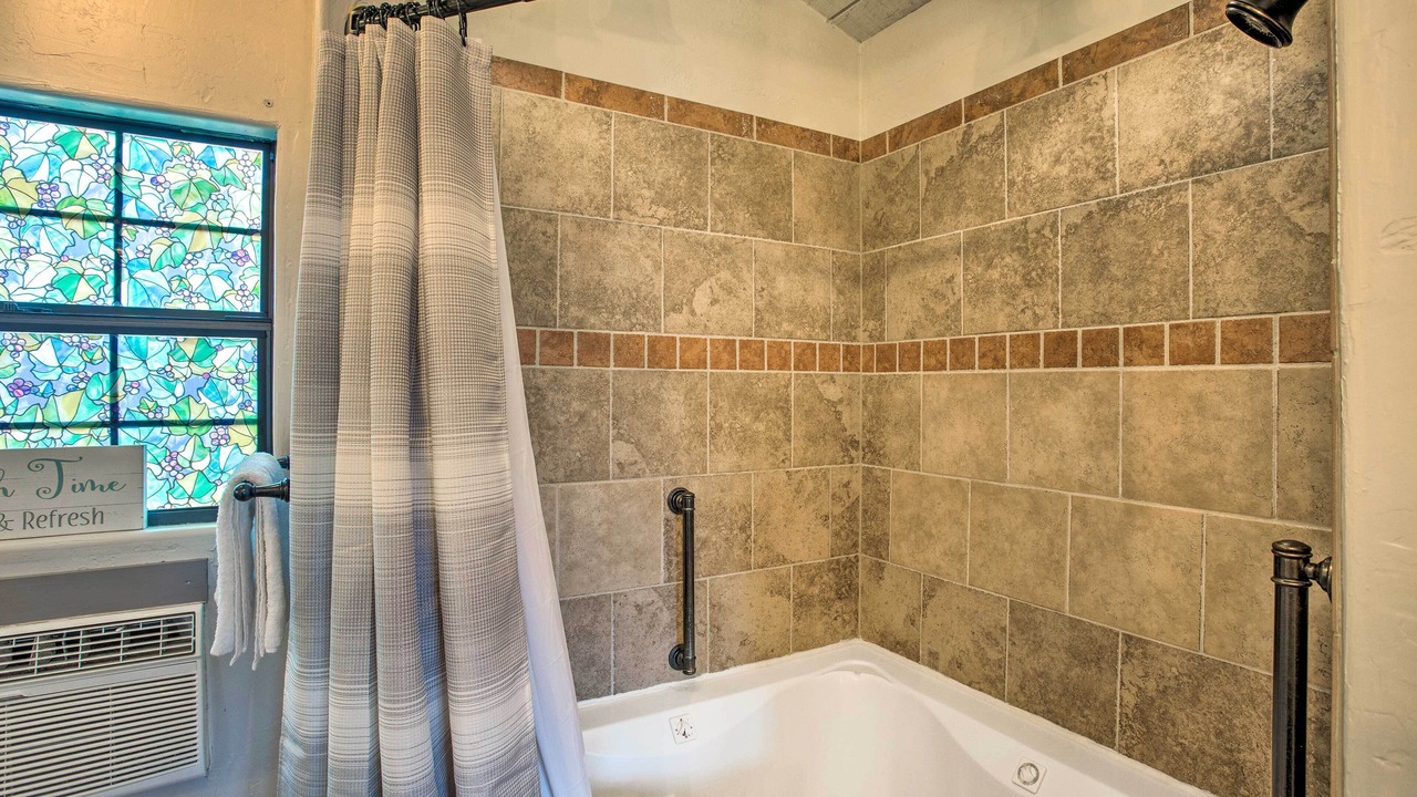 Photo of Bathroom in Pittsburg
