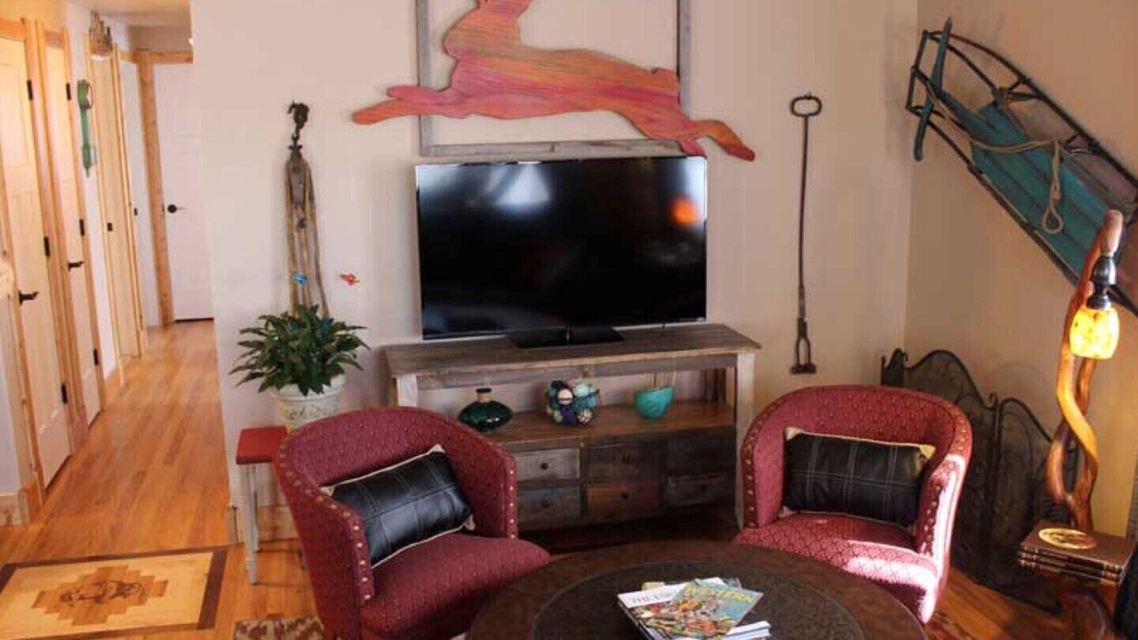 Photo of Livingroom in Laramie
