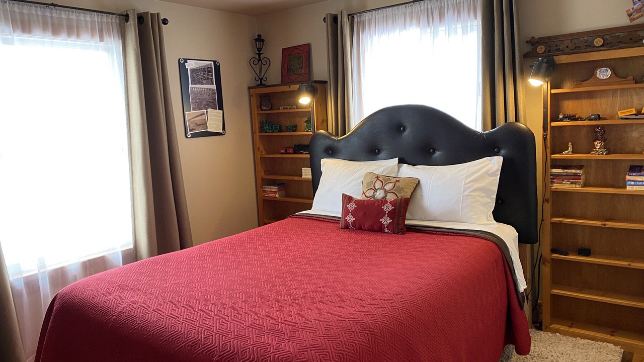 Photo of Bedroom in Laramie