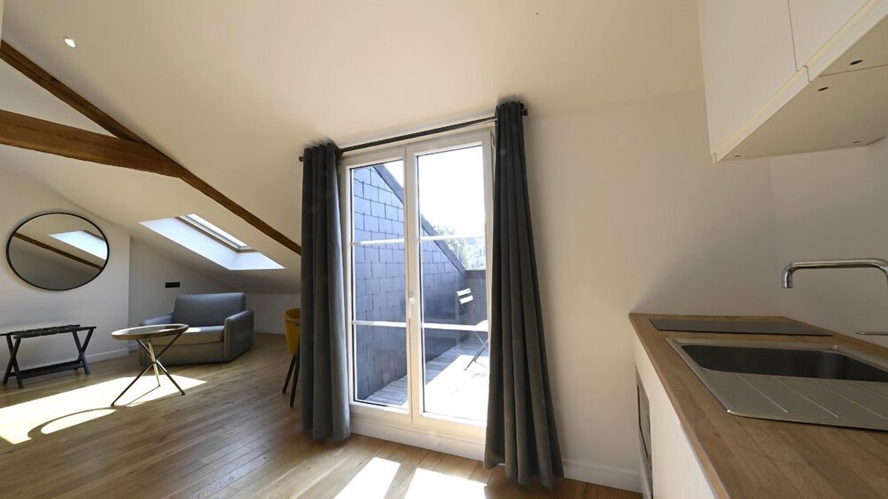 Photo of Bedroom in Lisieux