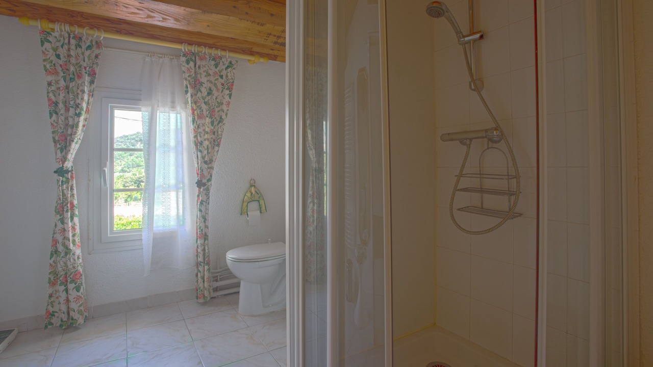 Photo of Bathroom in La Tour-Sur-Orb