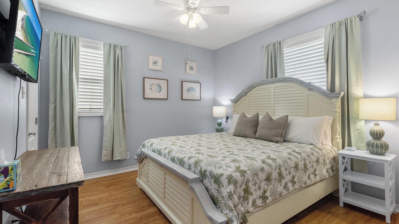 Photo of Bedroom in Corpus Christi