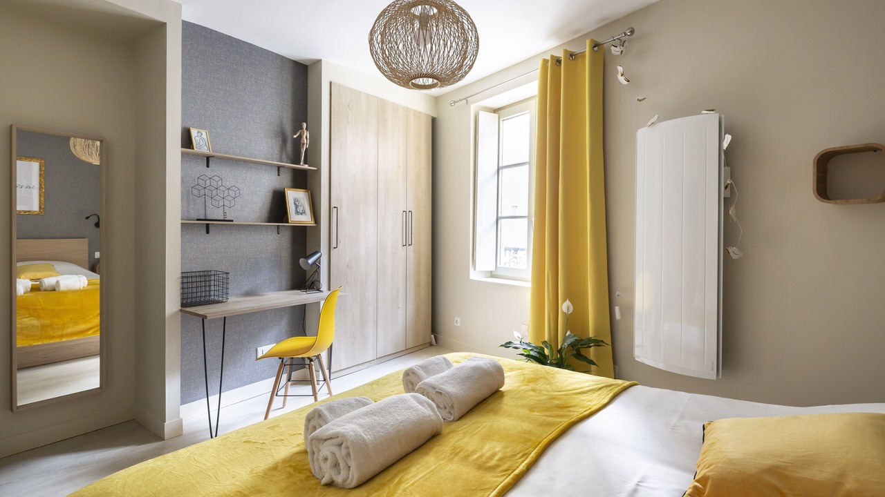 Photo of Bedroom in Centre