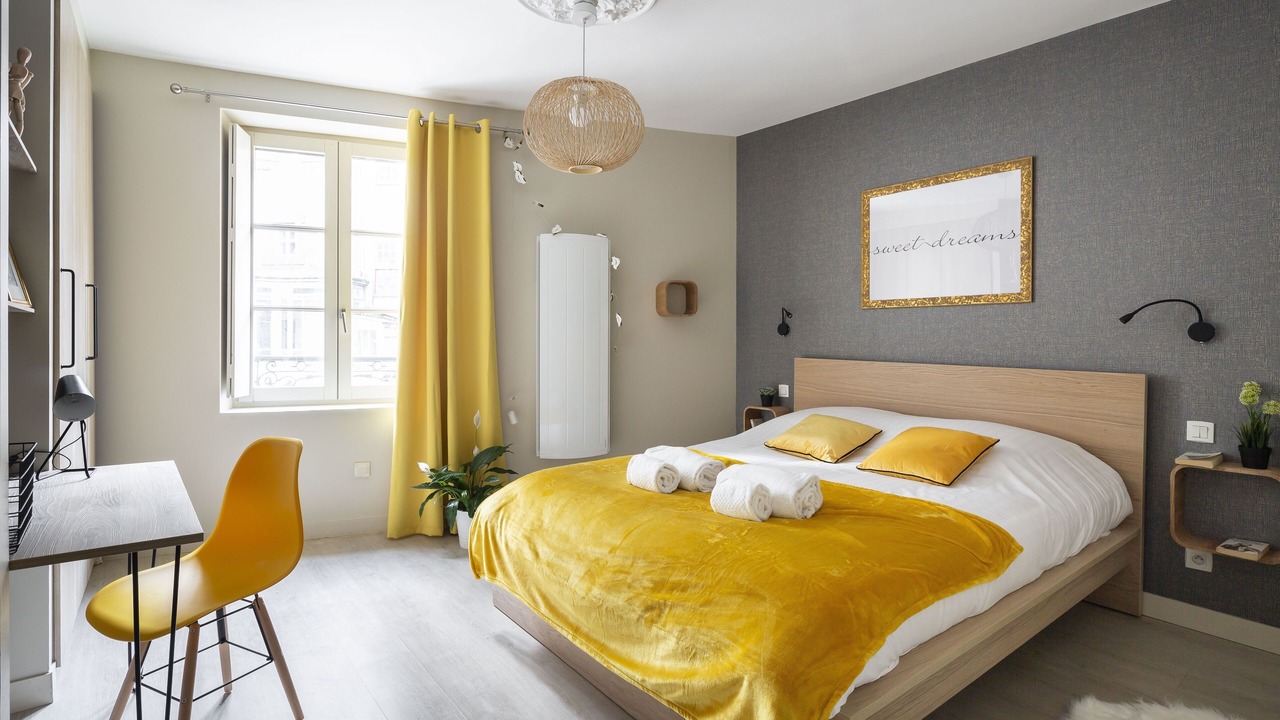 Photo of Bedroom in Centre