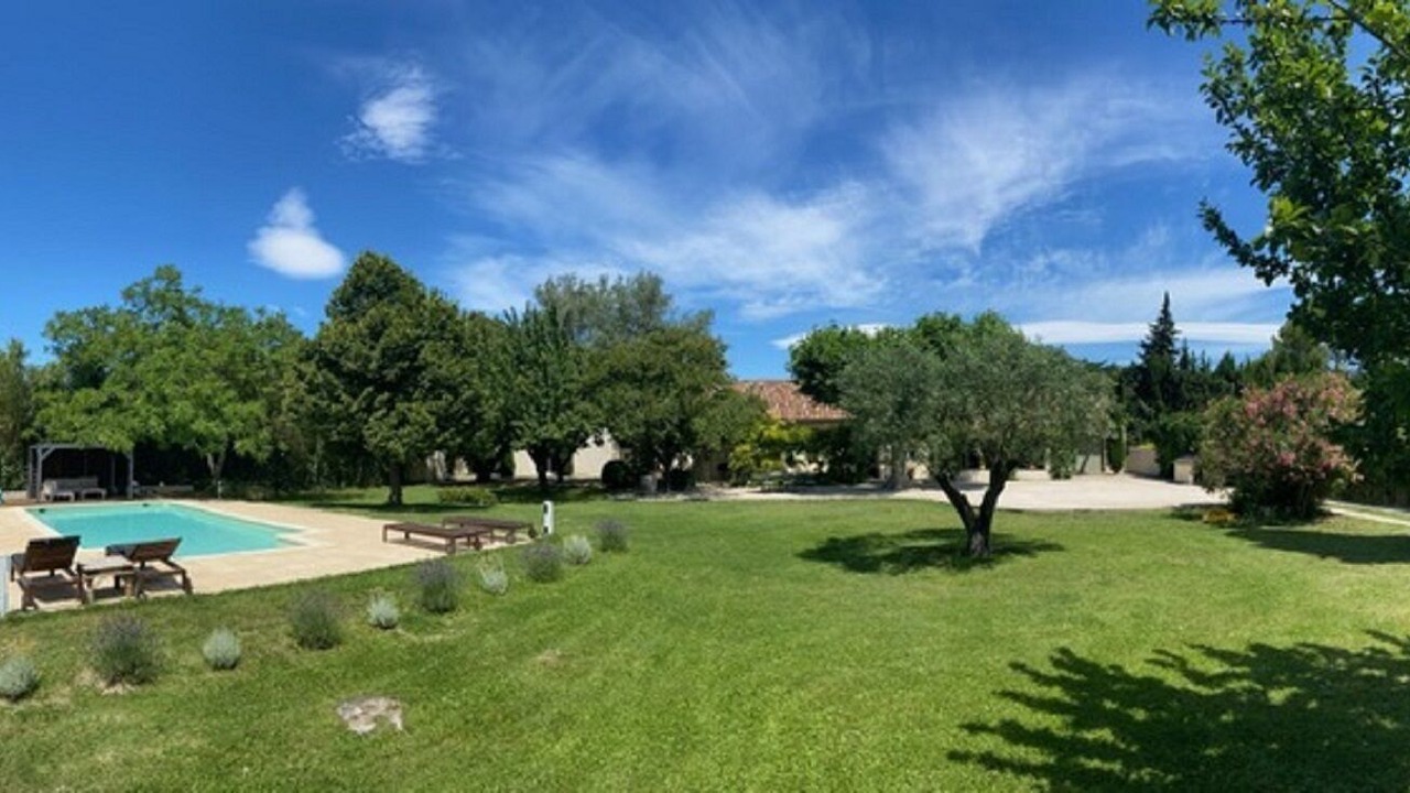Photo of Outdoor in Loriol-du-Comtat