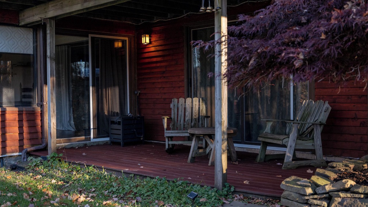Photo of Patio Balcony in Fleischmanns