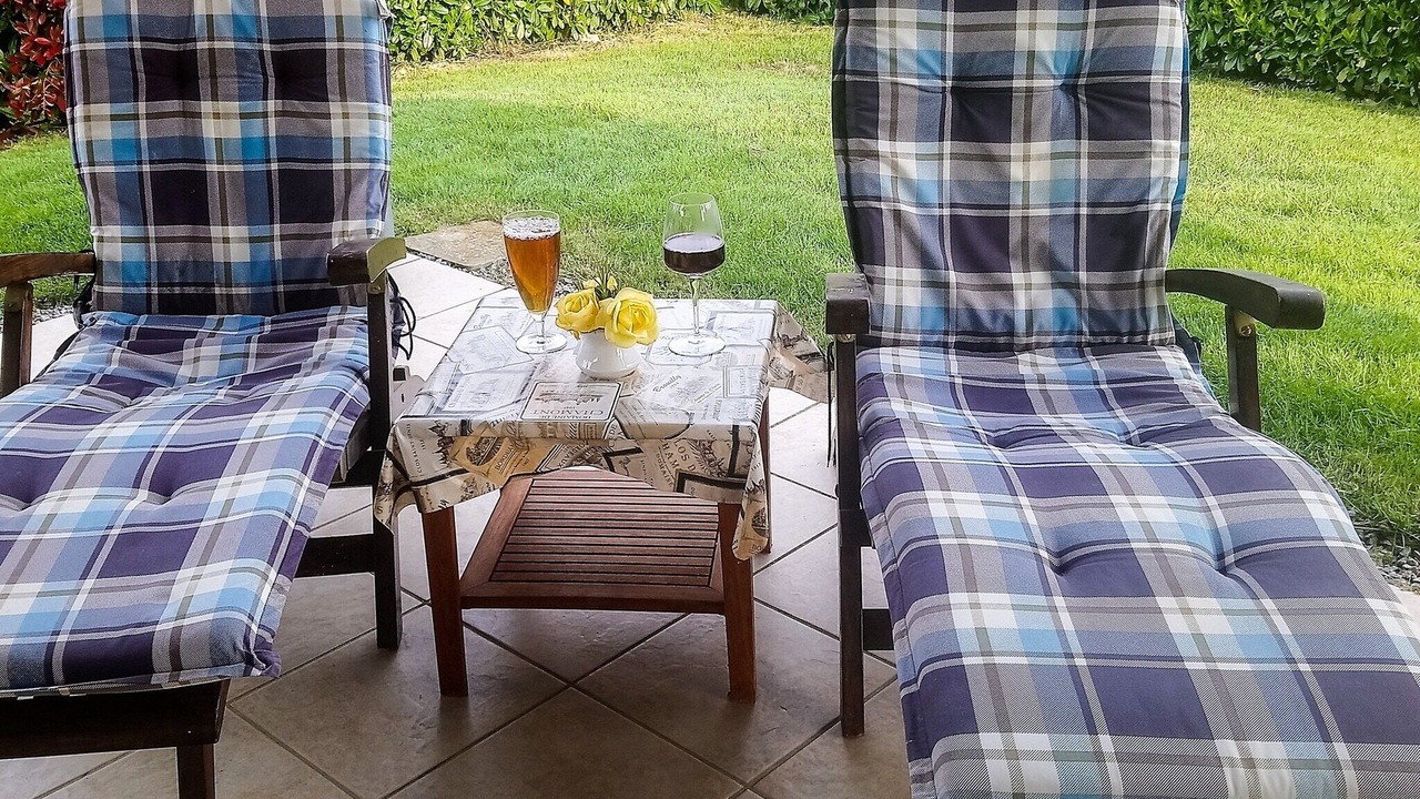 Photo of Outdoor in Menigoute