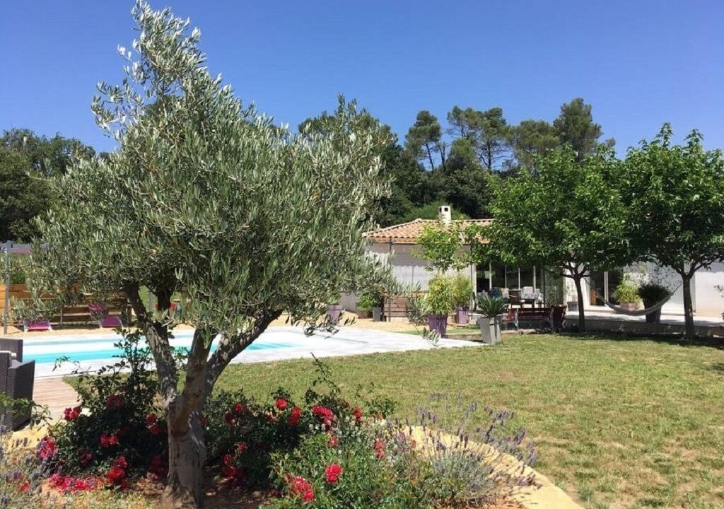 Photo of Outdoor in Meounes-les-Montrieux