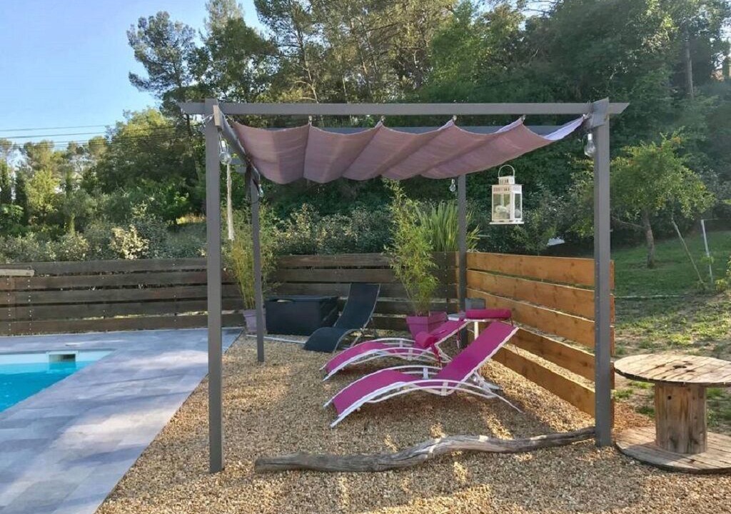 Photo of Patio Balcony in Meounes-les-Montrieux
