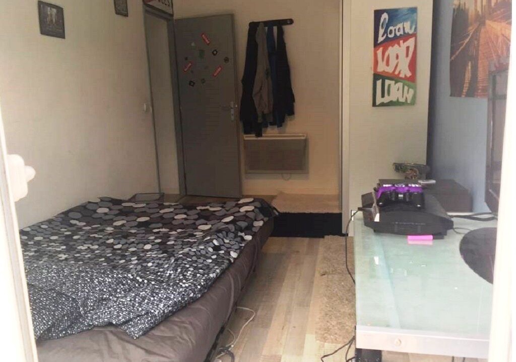 Photo of Bedroom in Meounes-les-Montrieux